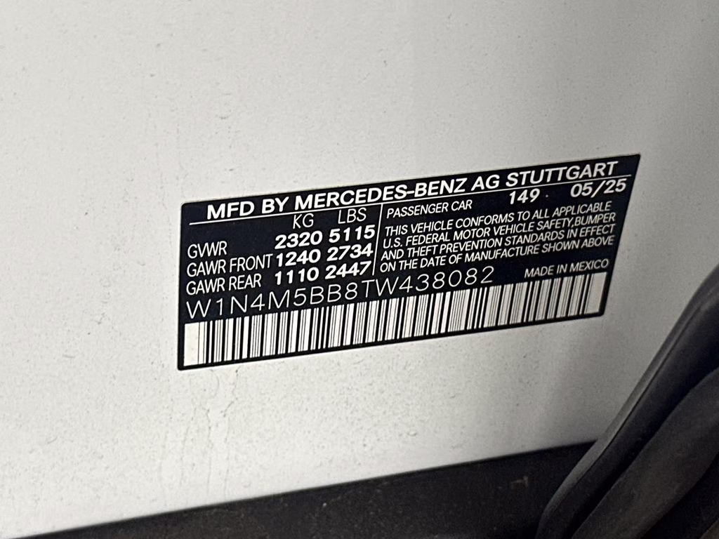 2026 Polar White Mercedes-Benz GLB GLB 35 AMG AWD SUV