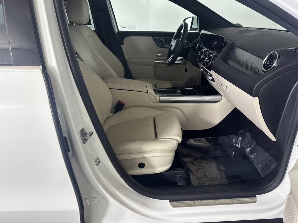 2026 Polar White Mercedes-Benz GLA GLA 250 FWD SUV