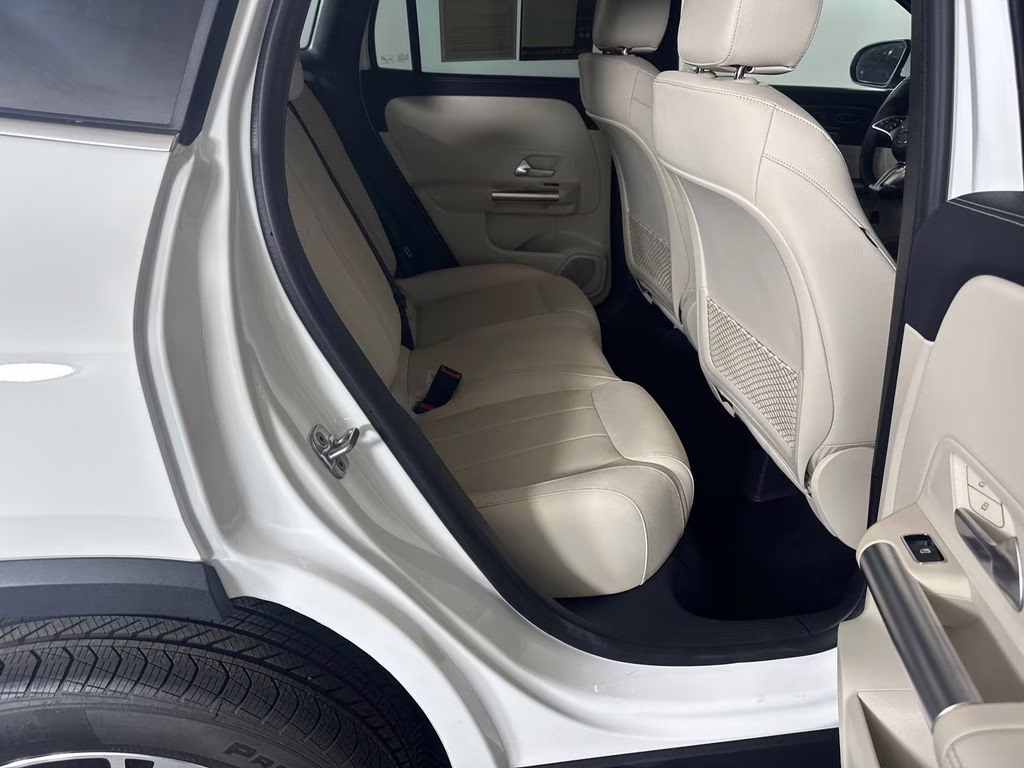 2026 Polar White Mercedes-Benz GLA GLA 250 FWD SUV