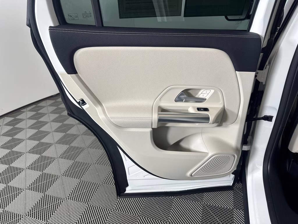 2026 Polar White Mercedes-Benz GLA GLA 250 FWD SUV