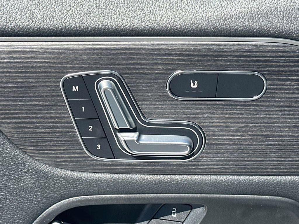 2026 101/149white Mercedes-Benz GLA GLA 250 FWD SUV