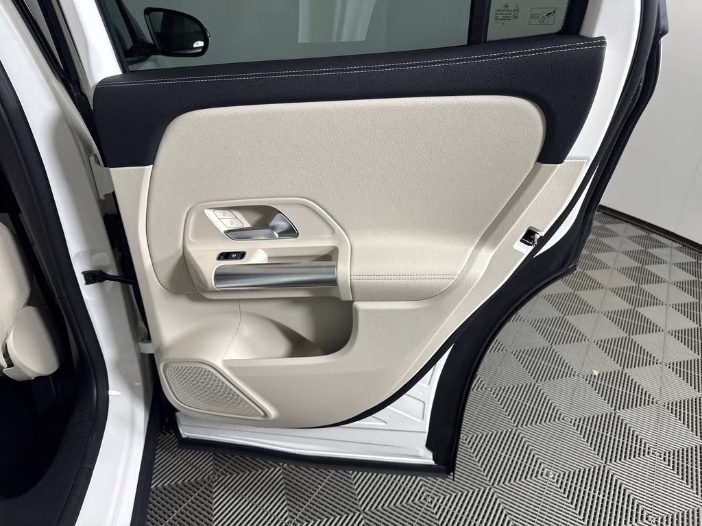 2026 Polar White Mercedes-Benz GLA GLA 250 FWD SUV