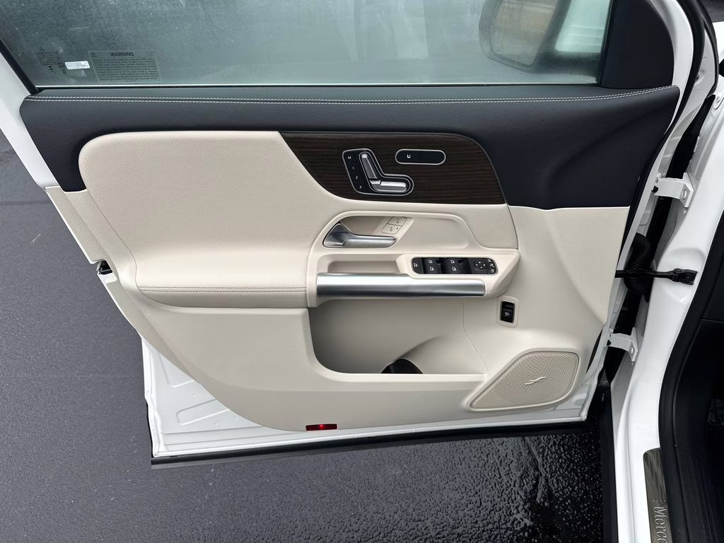 2026 Polar White Mercedes-Benz GLA GLA 250 FWD SUV