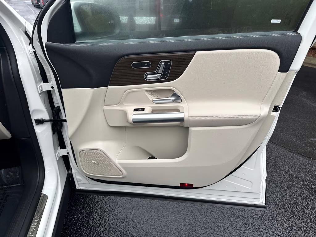 2026 Polar White Mercedes-Benz GLA GLA 250 FWD SUV