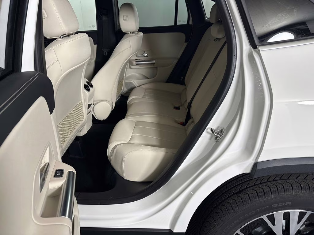 2026 Polar White Mercedes-Benz GLA GLA 250 AWD SUV