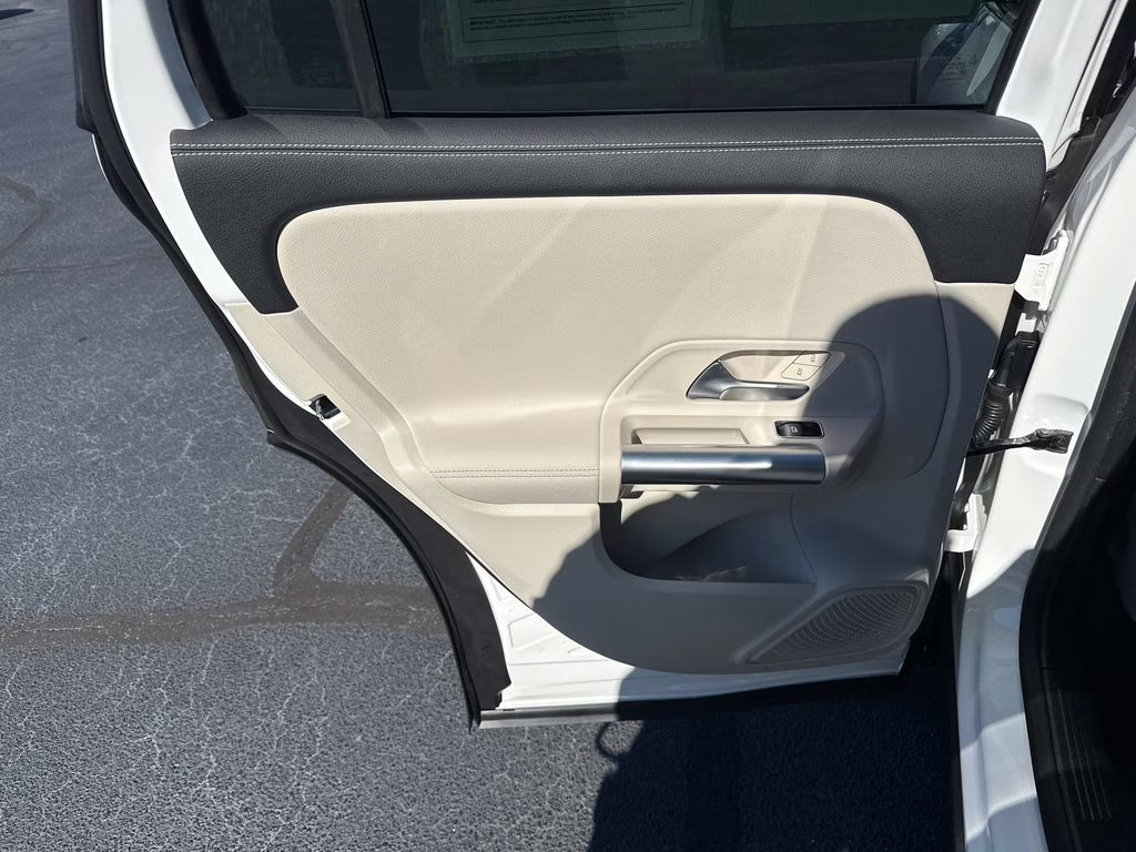 2026 Polar White Mercedes-Benz GLA GLA 250 AWD SUV