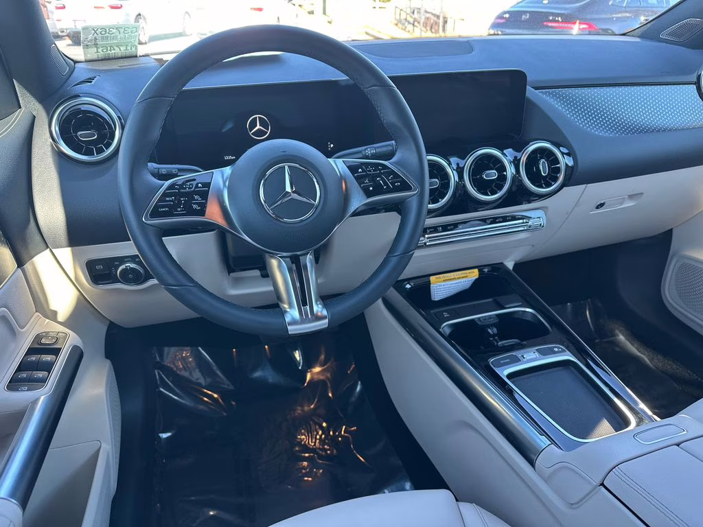 2026 Polar White Mercedes-Benz GLA GLA 250 AWD SUV