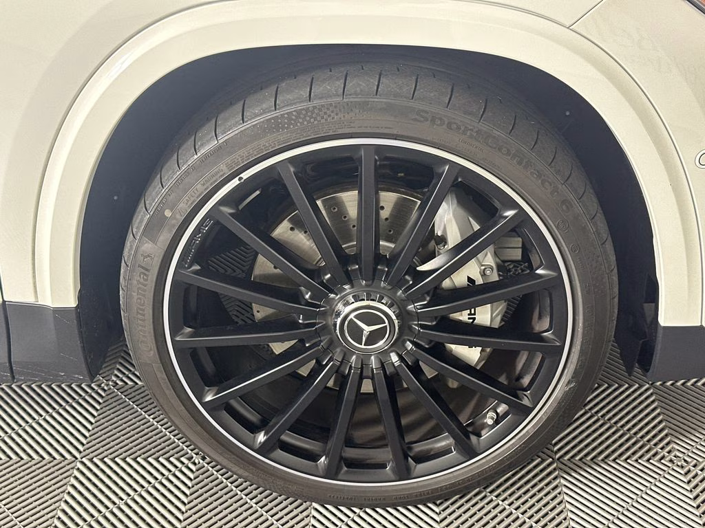 2026 Mercedes-Benz GLA AMG GLA 35 - Photo 13