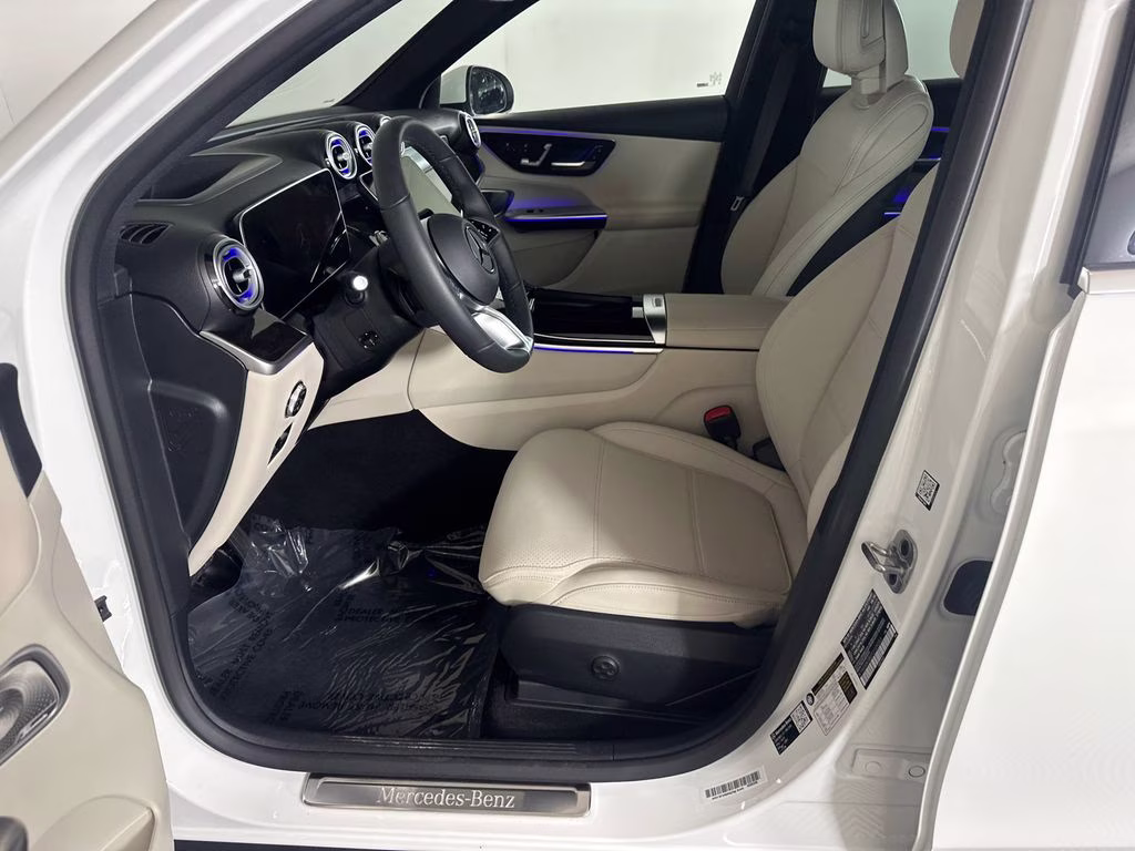 2026 Polar White Mercedes-Benz GLC GLC 300 RWD SUV
