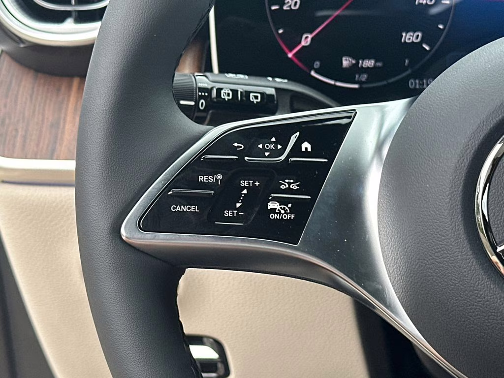 2026 Polar White Mercedes-Benz GLC GLC 300 RWD SUV