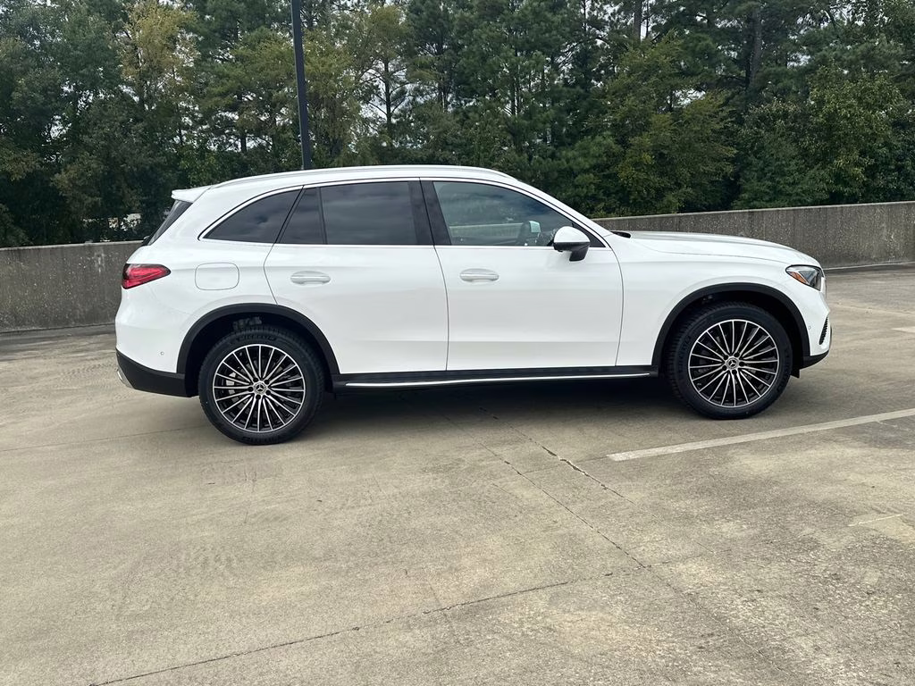 2026 Polar White Mercedes-Benz GLC GLC 300 RWD SUV