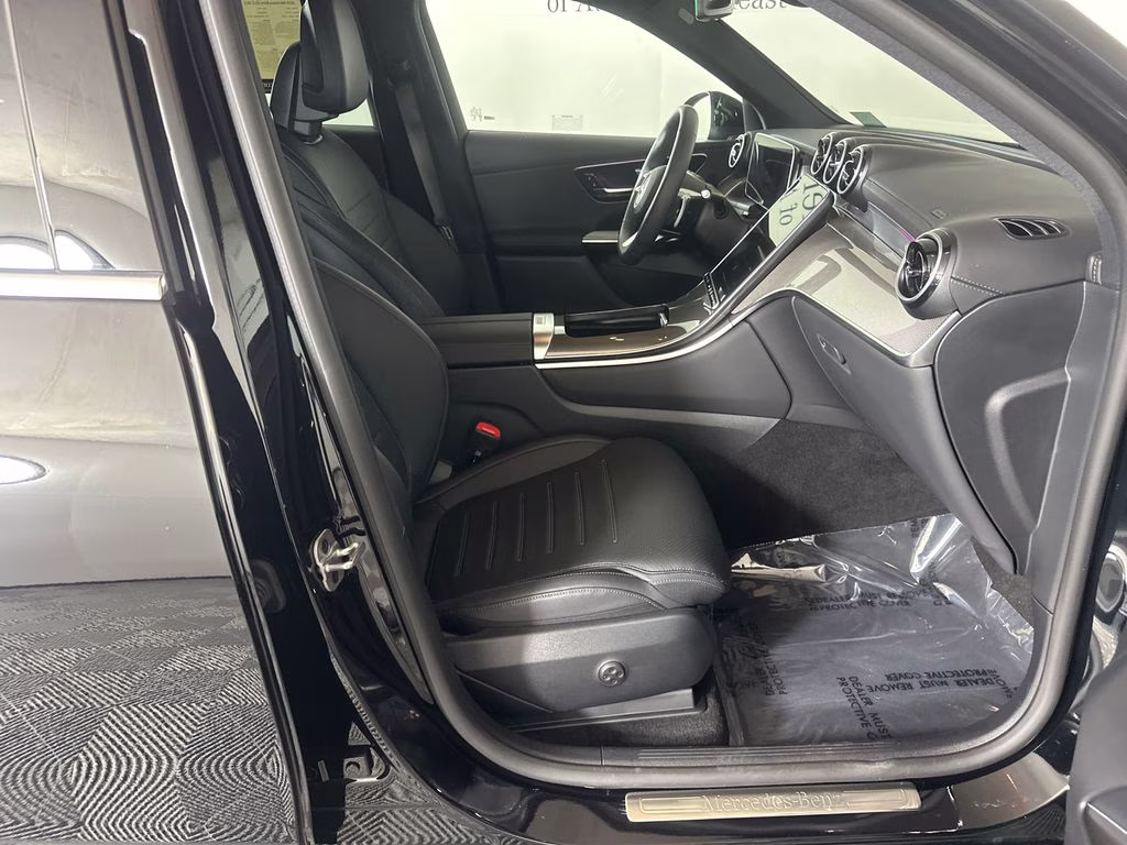 2026 Black Mercedes-Benz GLC GLC 300 RWD SUV