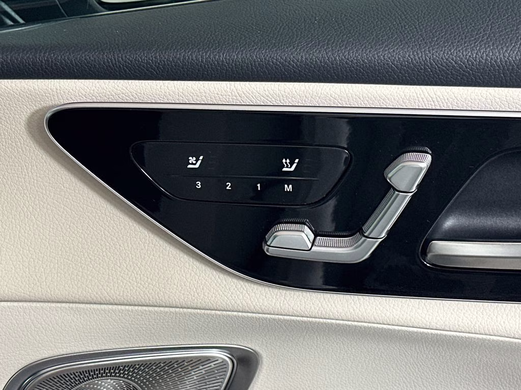 2026 Polar White Mercedes-Benz GLC GLC 300 RWD SUV