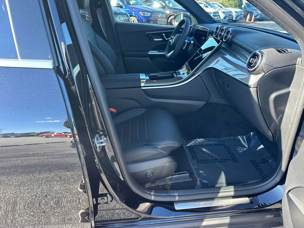 2026 Black Mercedes-Benz GLC GLC 300 RWD SUV