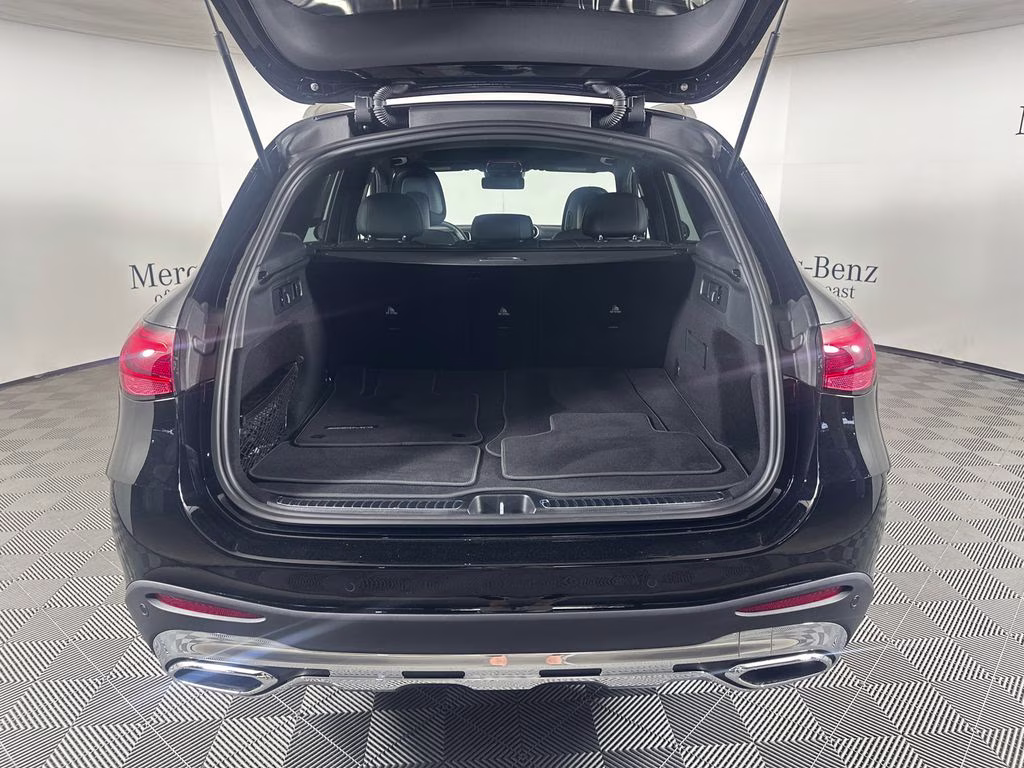 2026 Black Mercedes-Benz GLC GLC 300 RWD SUV