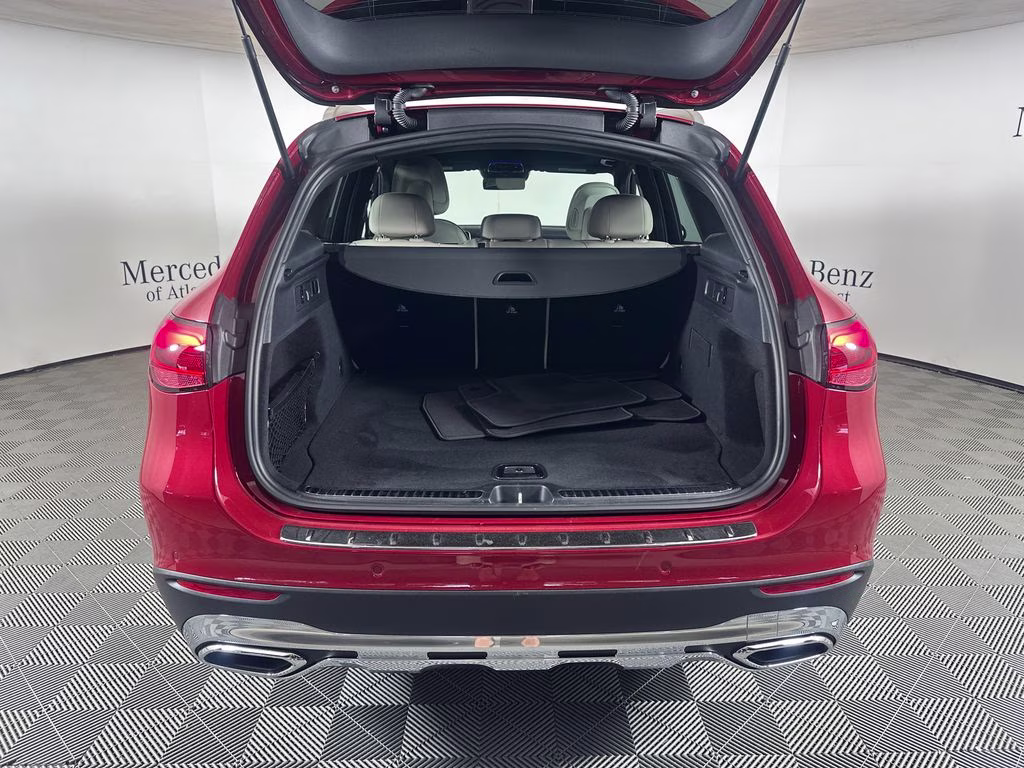 2026 MANUFAKTUR Patagonia Red Metallic Mercedes-Benz GLC GLC 300 RWD SUV