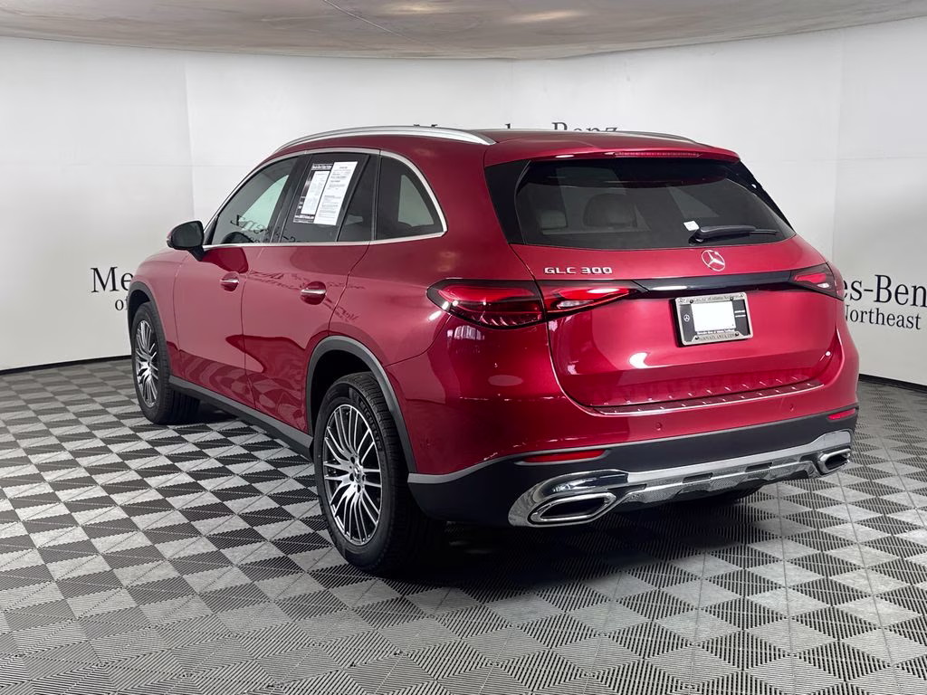 2026 MANUFAKTUR Patagonia Red Metallic Mercedes-Benz GLC GLC 300 RWD SUV