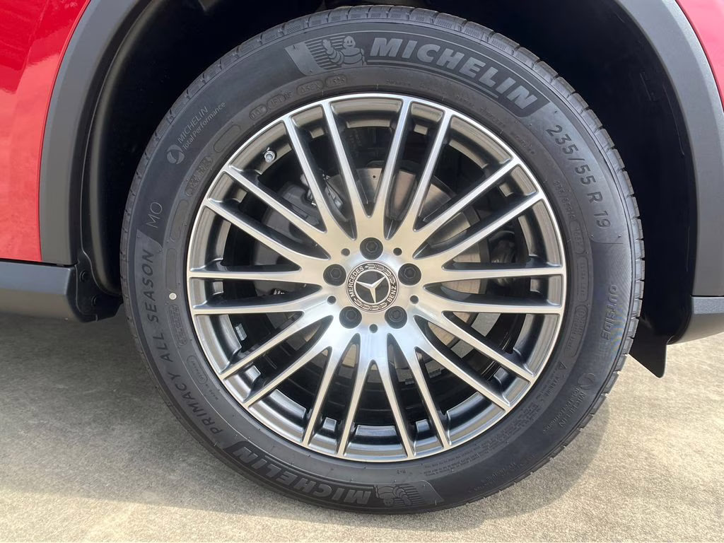 2026 Red Mercedes-Benz GLC GLC 300 RWD SUV