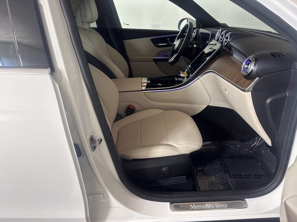 2026 Polar White Mercedes-Benz GLC GLC 300 RWD SUV