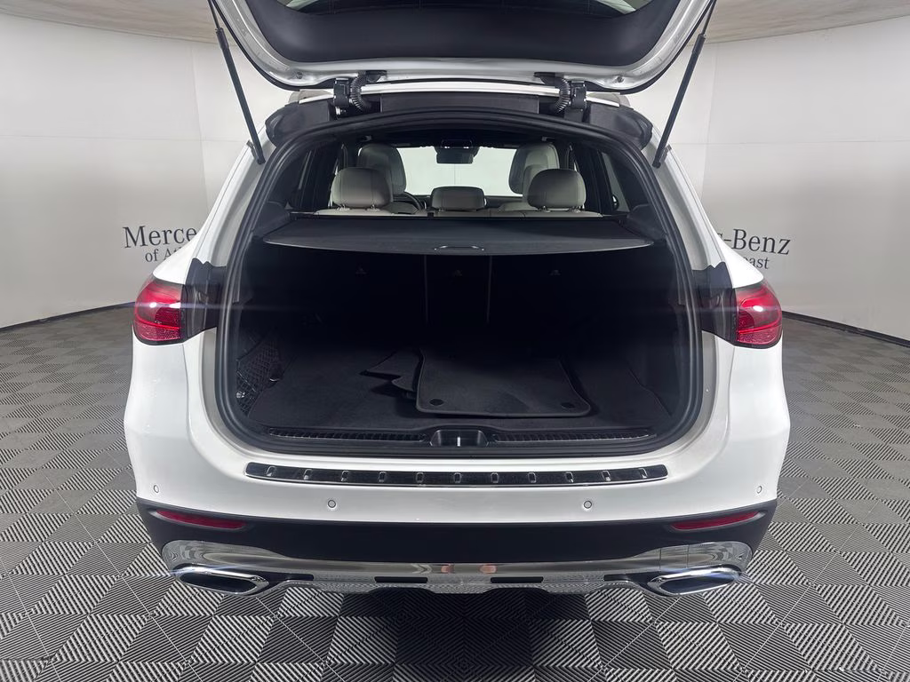 2026 Polar White Mercedes-Benz GLC GLC 300 RWD SUV