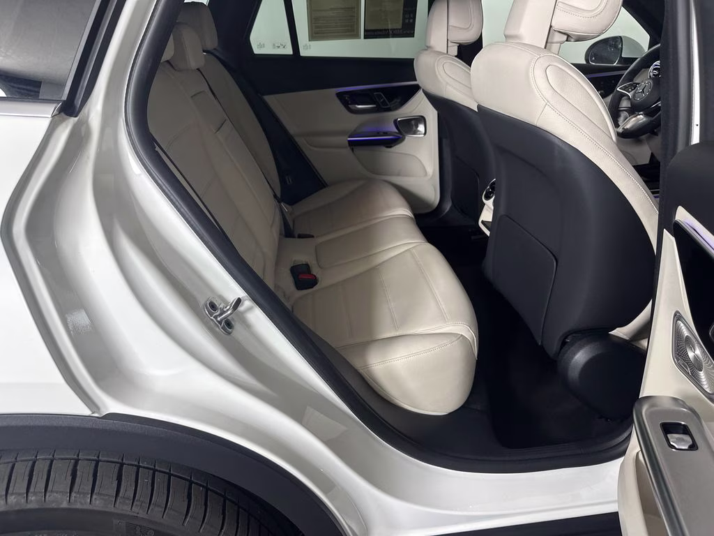 2026 Polar White Mercedes-Benz GLC GLC 300 RWD SUV