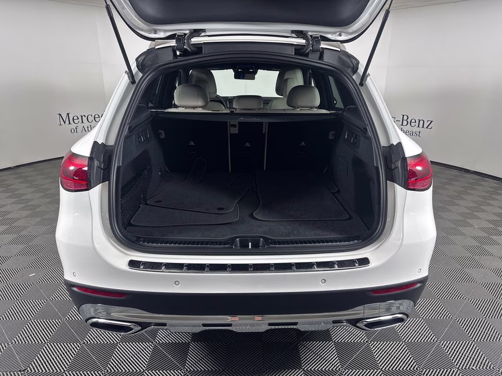 2026 Polar White Mercedes-Benz GLC GLC 300 RWD SUV