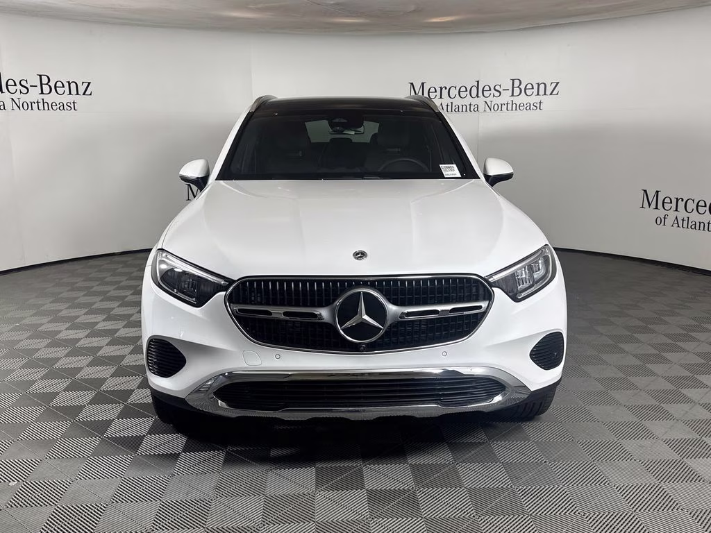 2026 MANUFAKTUR Moonlight White Metallic Mercedes-Benz GLC GLC 300 RWD SUV