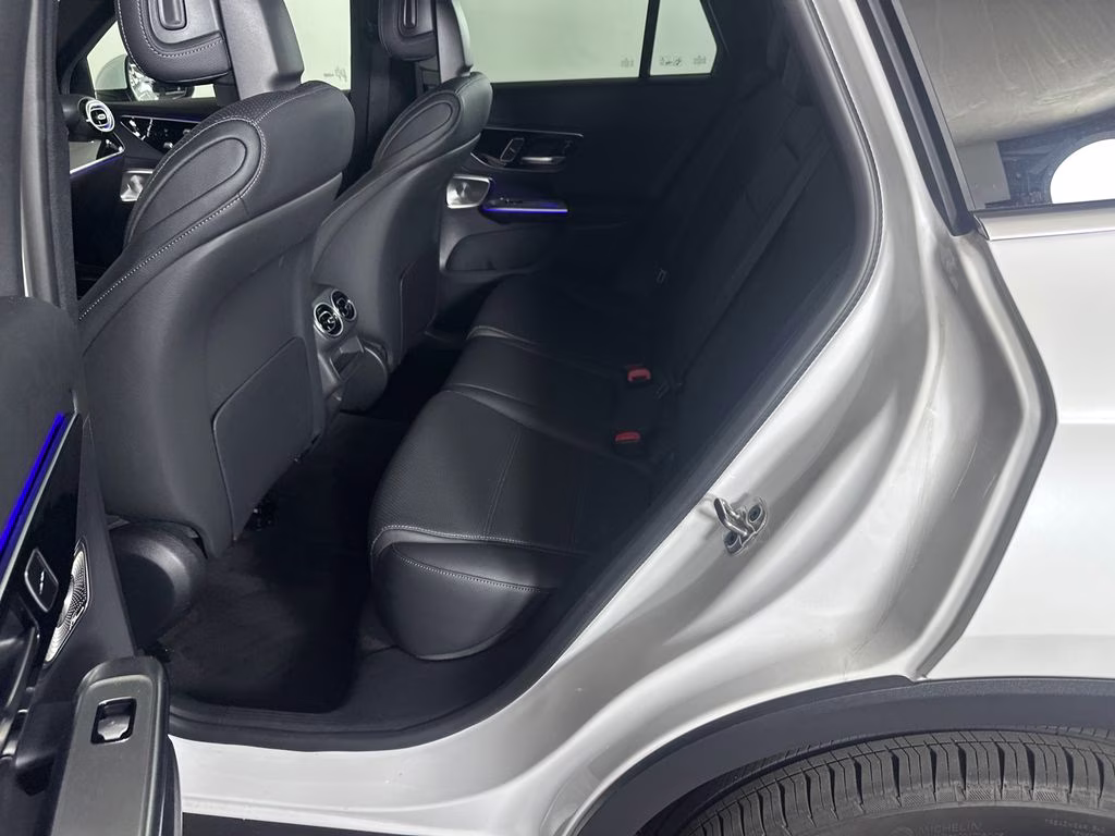 2026 MANUFAKTUR Moonlight White Metallic Mercedes-Benz GLC GLC 300 RWD SUV