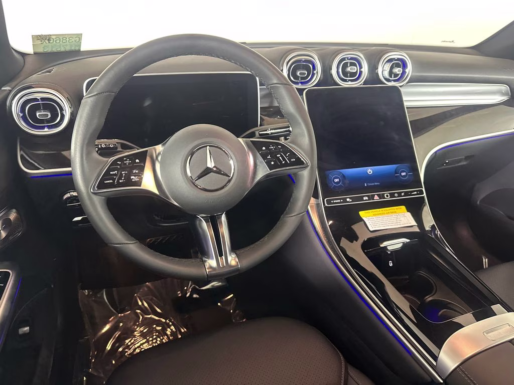 2026 MANUFAKTUR Moonlight White Metallic Mercedes-Benz GLC GLC 300 RWD SUV