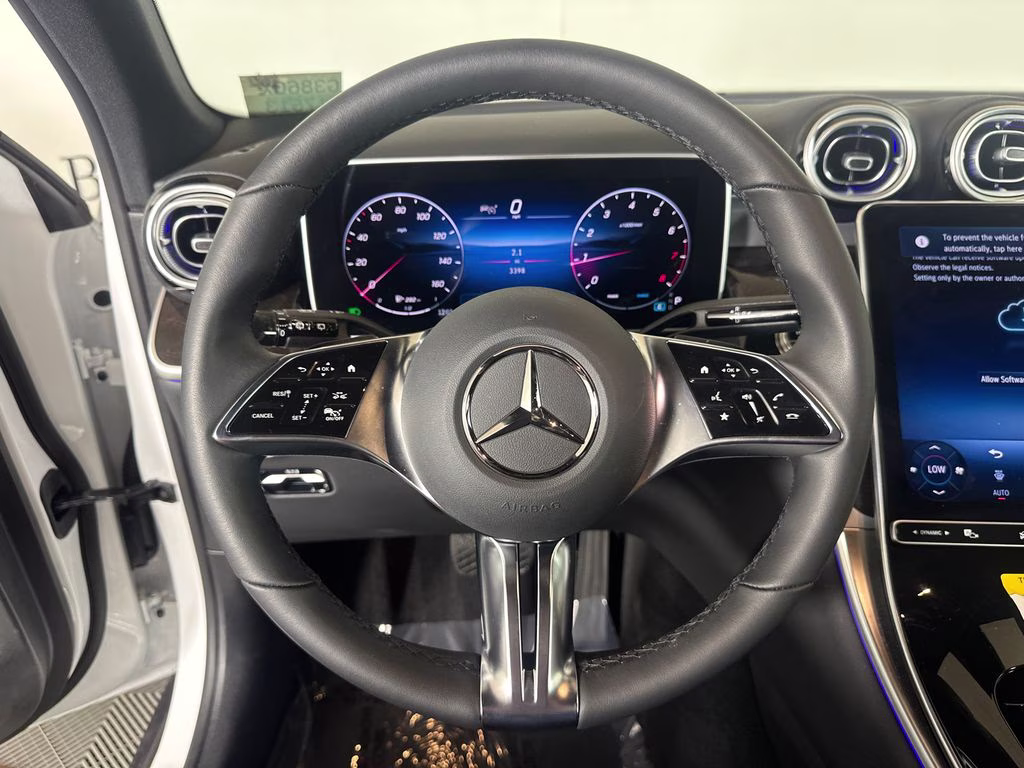2026 MANUFAKTUR Moonlight White Metallic Mercedes-Benz GLC GLC 300 RWD SUV
