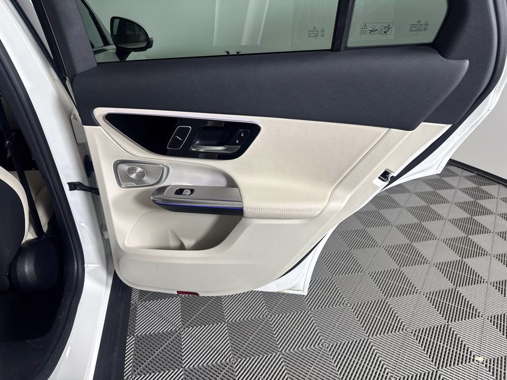 2026 Polar White Mercedes-Benz GLC GLC 300 RWD SUV