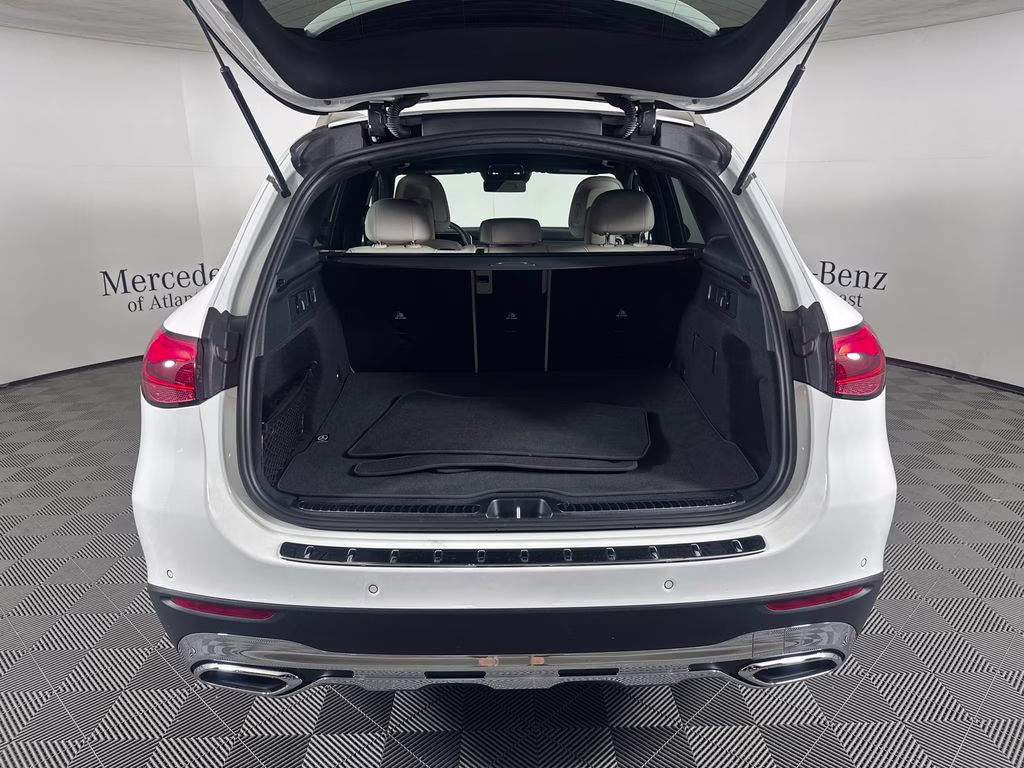 2026 Polar White Mercedes-Benz GLC GLC 300 RWD SUV