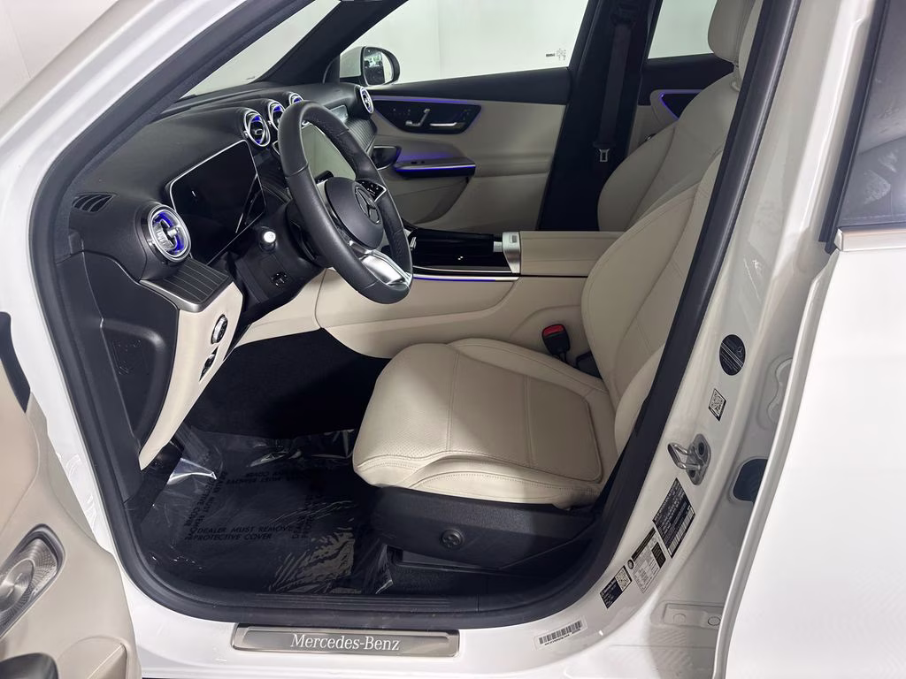 2026 Polar White Mercedes-Benz GLC GLC 300 RWD SUV