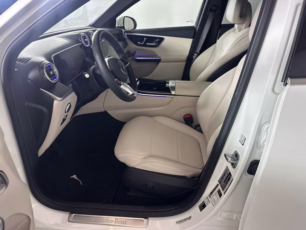 2026 Polar White Mercedes-Benz GLC GLC 300 RWD SUV