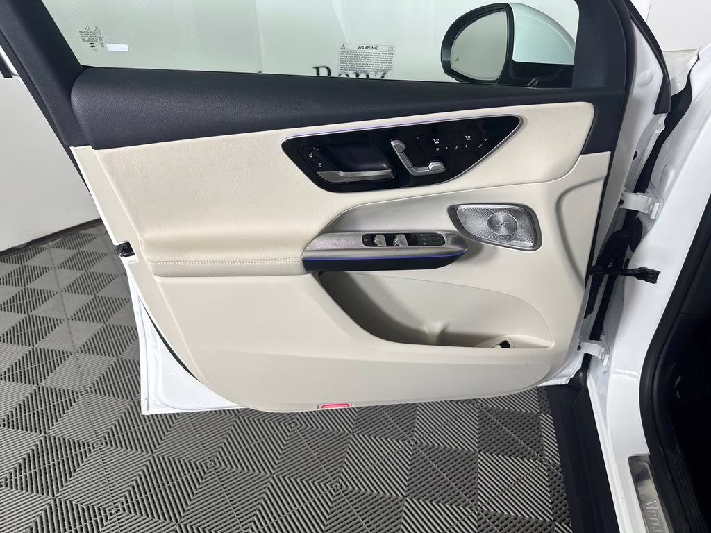 2026 Polar White Mercedes-Benz GLC GLC 300 RWD SUV
