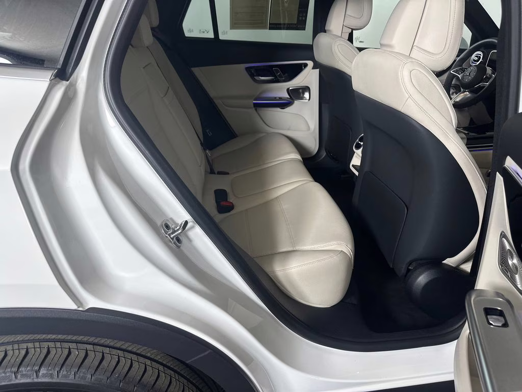 2026 Polar White Mercedes-Benz GLC GLC 300 RWD SUV
