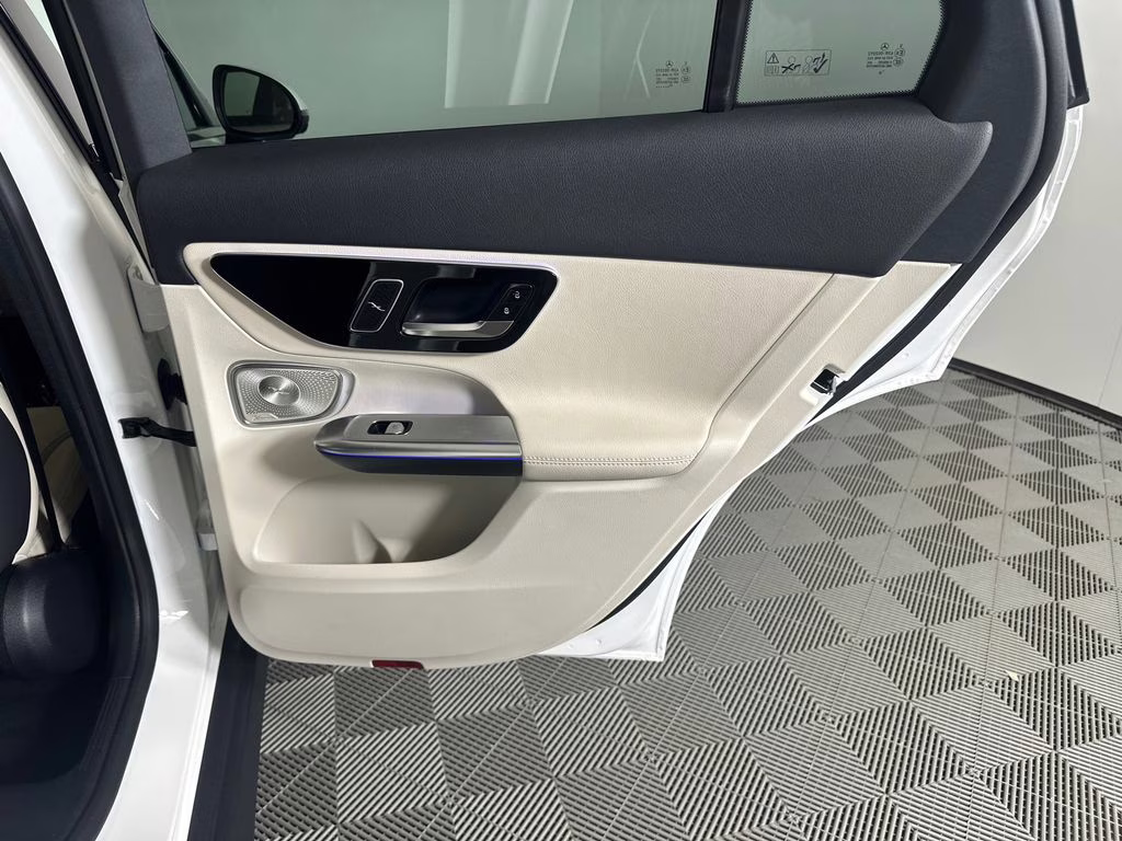 2026 Polar White Mercedes-Benz GLC GLC 300 RWD SUV