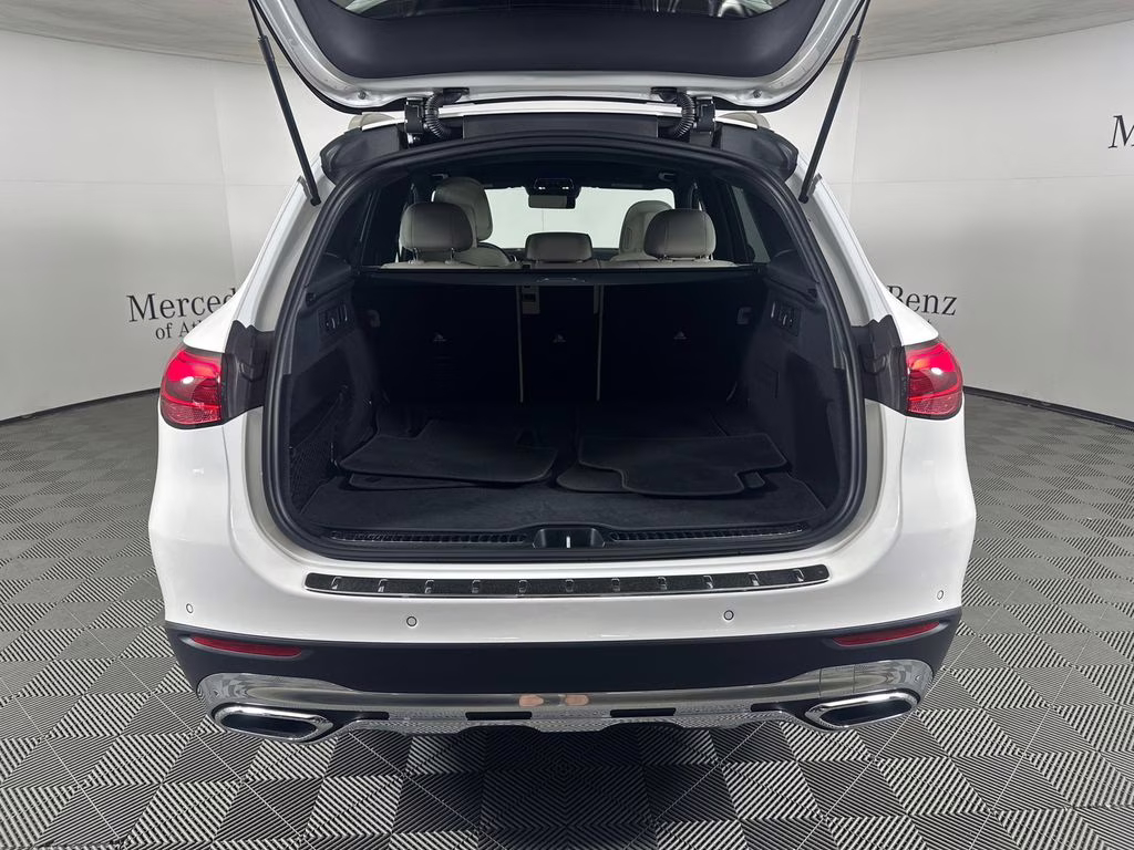 2026 Polar White Mercedes-Benz GLC GLC 300 RWD SUV