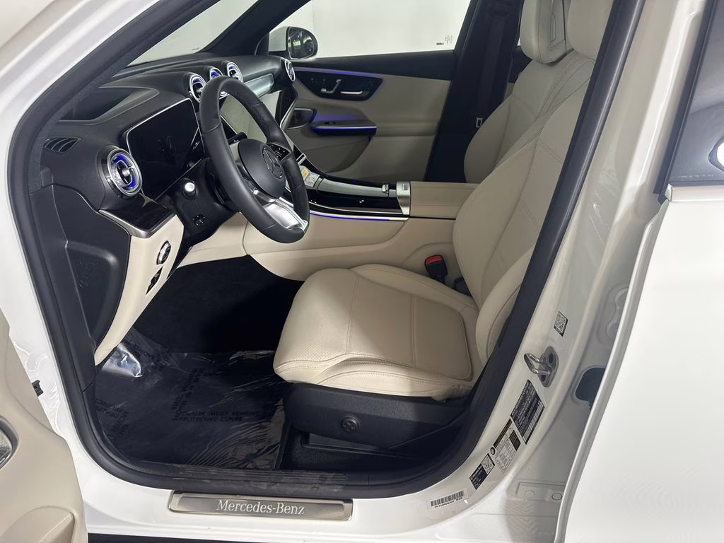 2026 Polar White Mercedes-Benz GLC GLC 300 RWD SUV