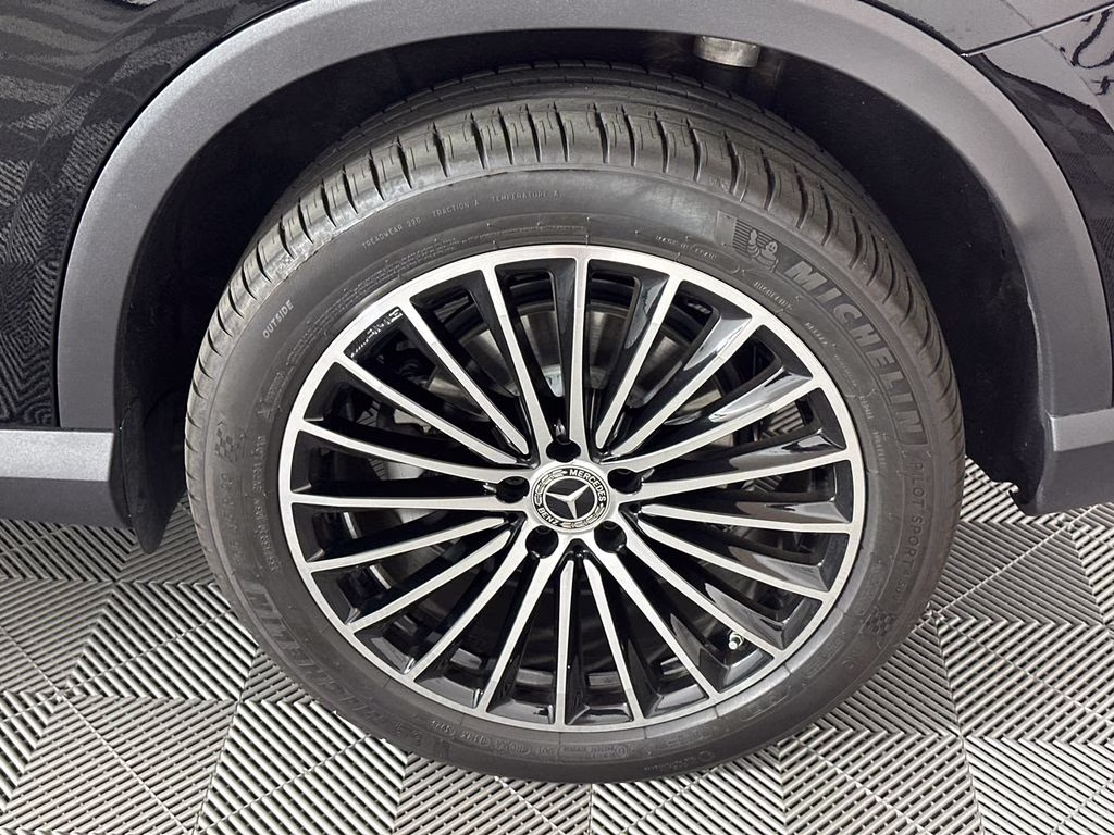 2026 Black Mercedes-Benz GLC GLC 300 RWD SUV