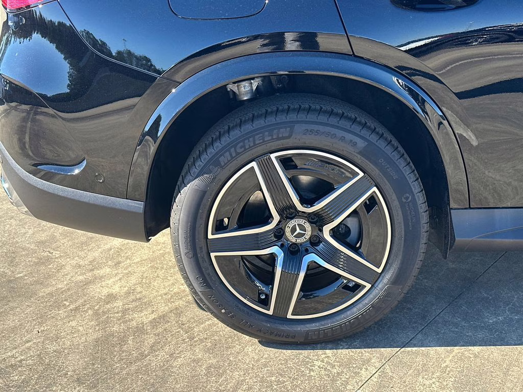 2026 Black Mercedes-Benz GLC GLC 300 RWD SUV