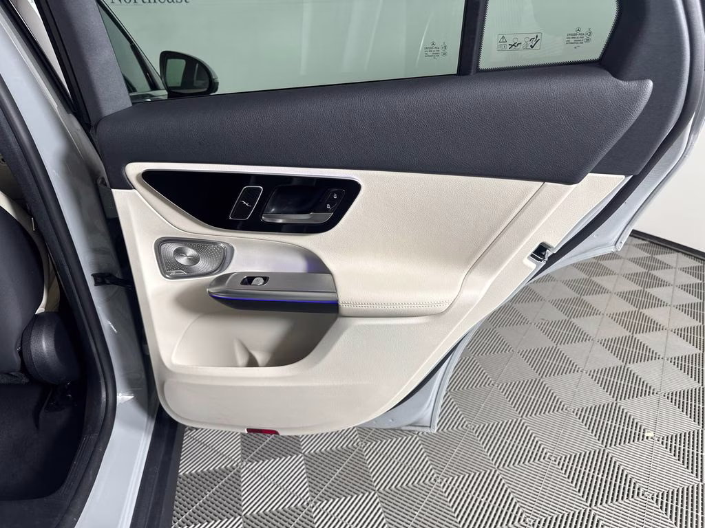 2026 MANUFAKTUR Alpine Gray Mercedes-Benz GLC GLC 300 RWD SUV