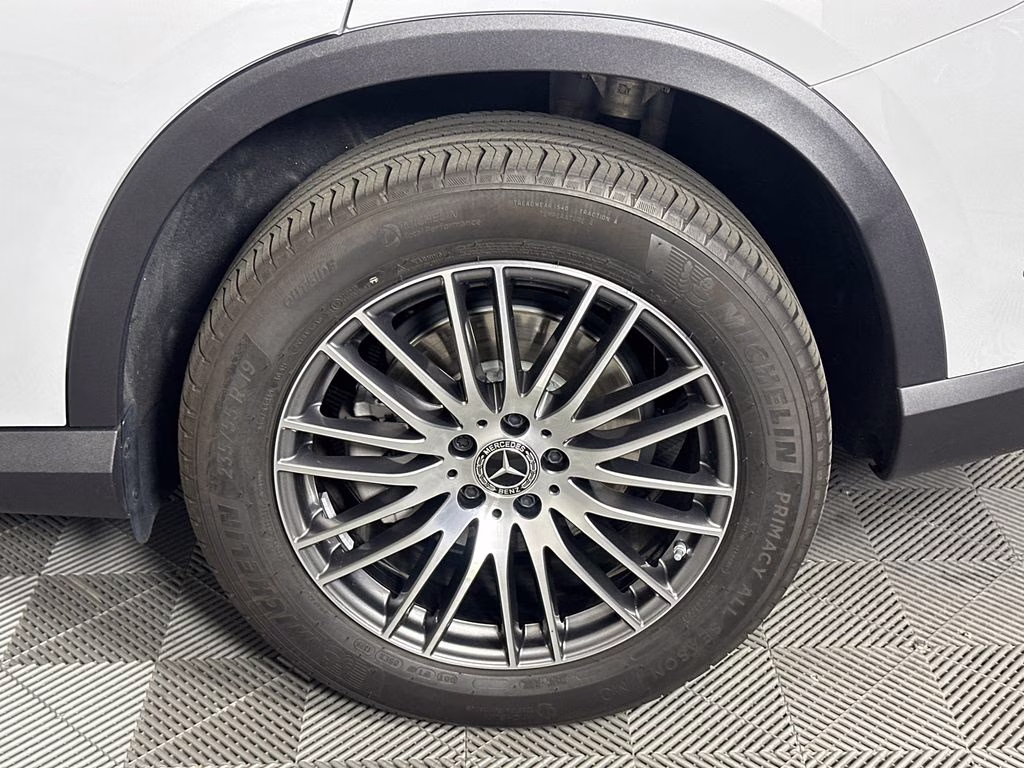 2026 MANUFAKTUR Alpine Gray Mercedes-Benz GLC GLC 300 RWD SUV