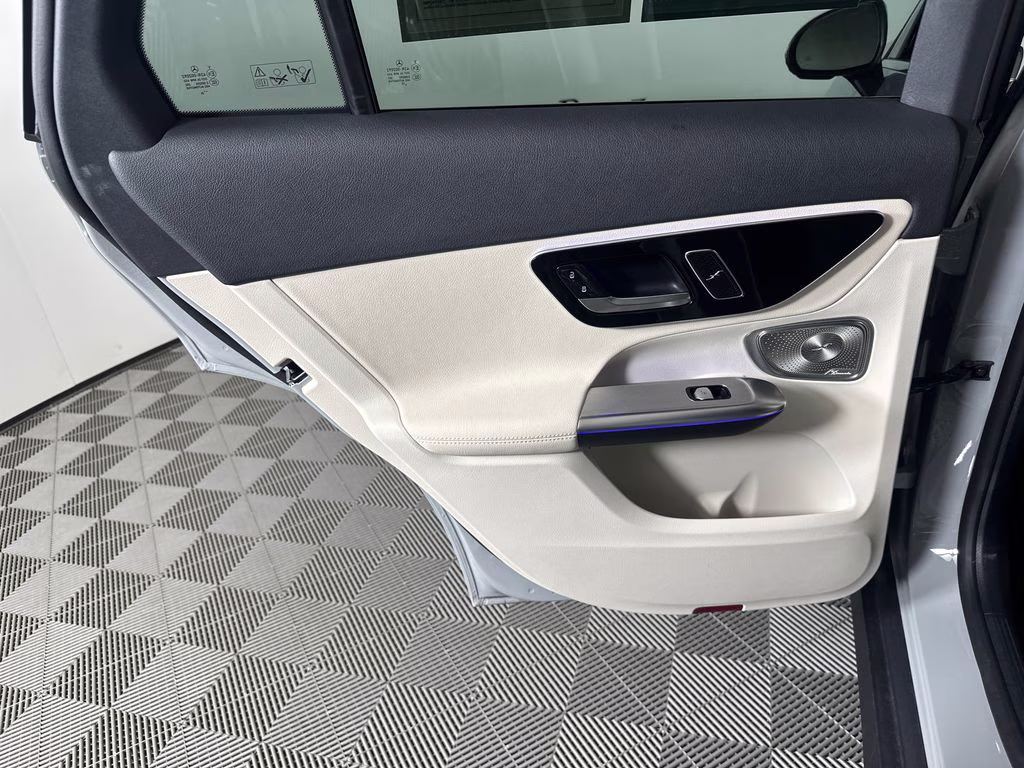2026 MANUFAKTUR Alpine Gray Mercedes-Benz GLC GLC 300 RWD SUV