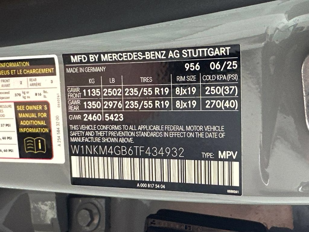 2026 MANUFAKTUR Alpine Gray Mercedes-Benz GLC GLC 300 RWD SUV