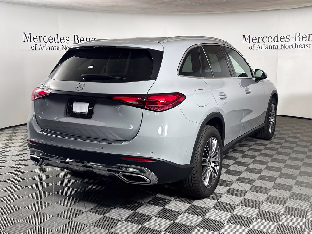 2026 MANUFAKTUR Alpine Gray Mercedes-Benz GLC GLC 300 RWD SUV