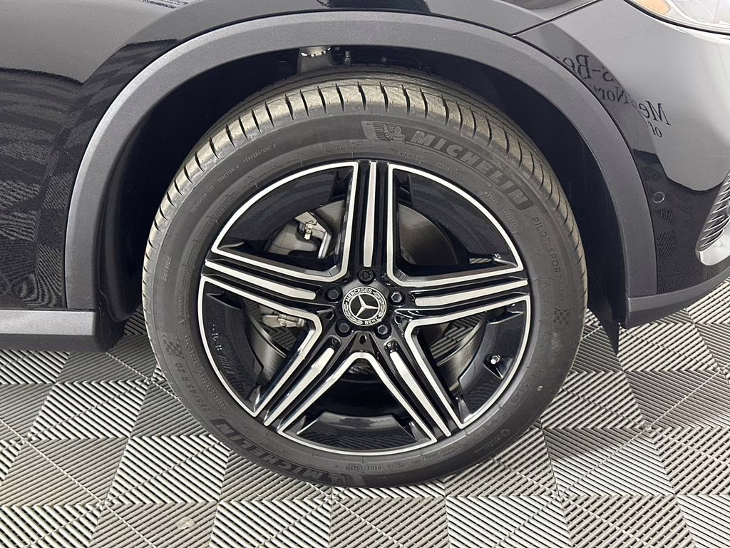 2026 Black Mercedes-Benz GLC GLC 300 RWD SUV