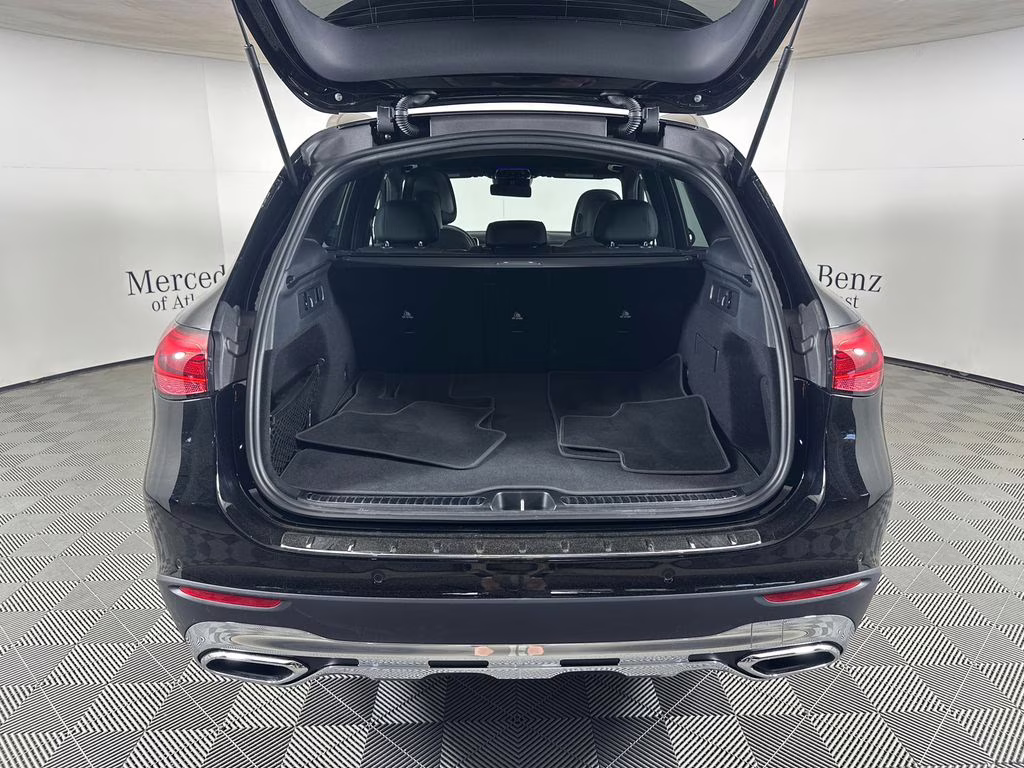 2026 Black Mercedes-Benz GLC GLC 300 RWD SUV