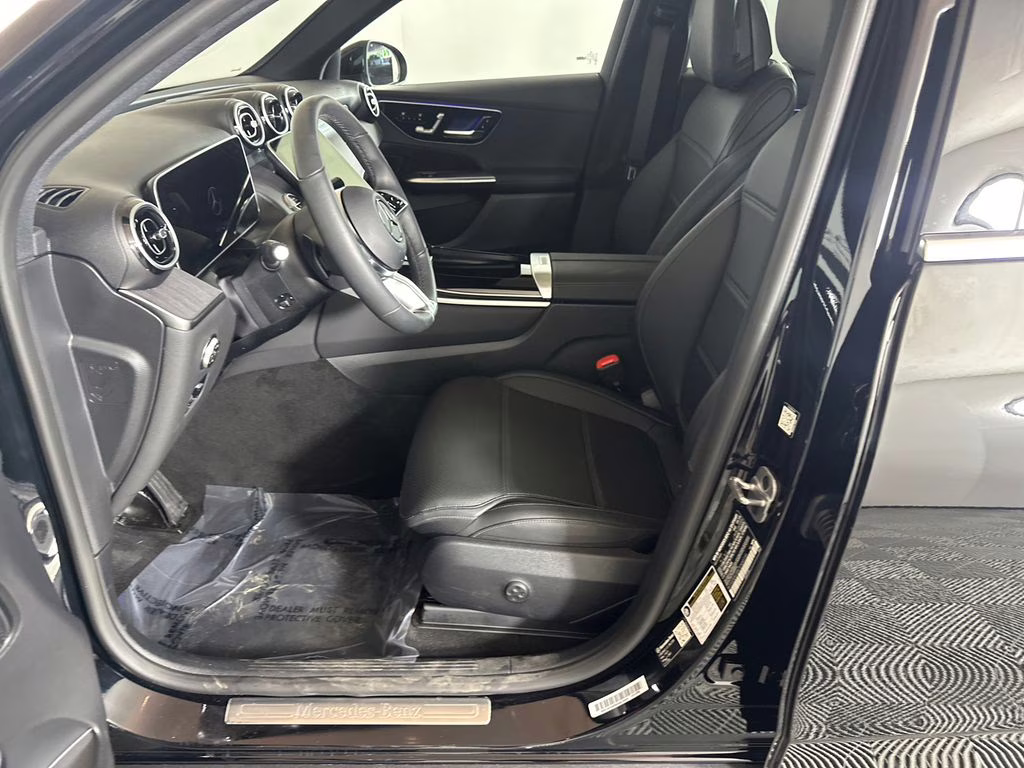 2026 Black Mercedes-Benz GLC GLC 300 RWD SUV