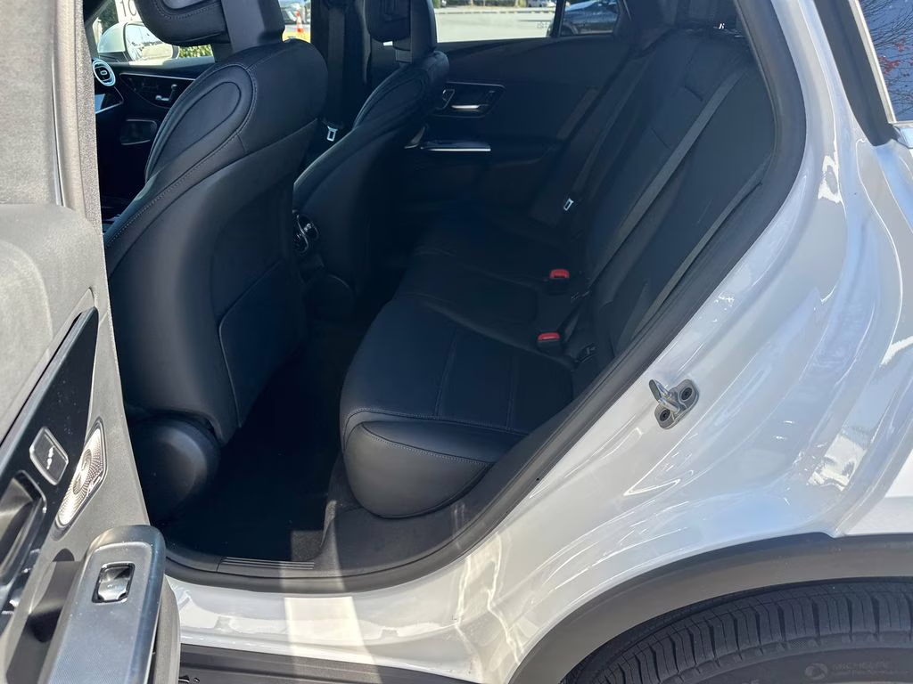 2026 Polar White Mercedes-Benz GLC GLC 300 RWD SUV